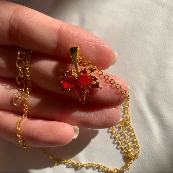 Elegant Gold and Maple Red Leaf Pendant Necklace - Picture 4 of 5